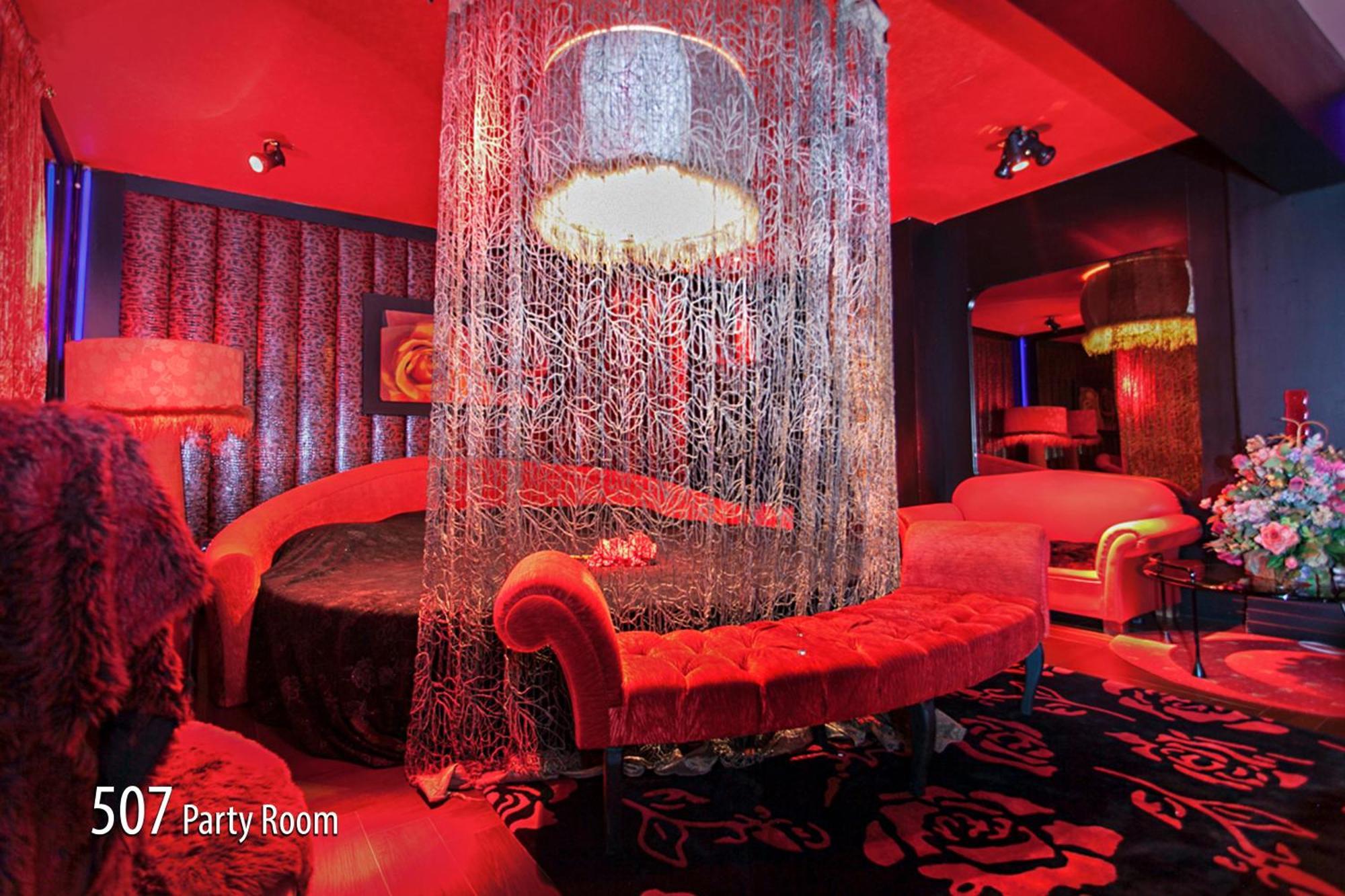Deluxe King Suite