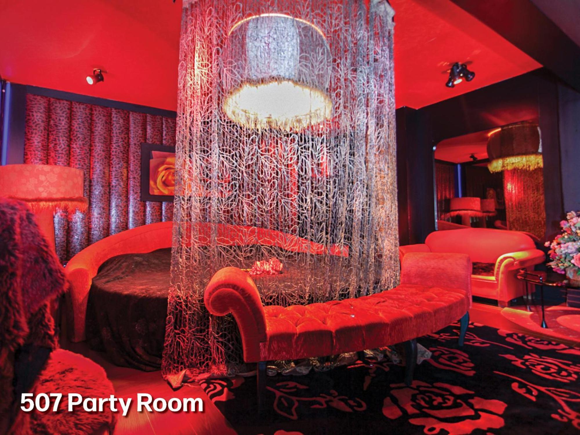 Deluxe King Suite